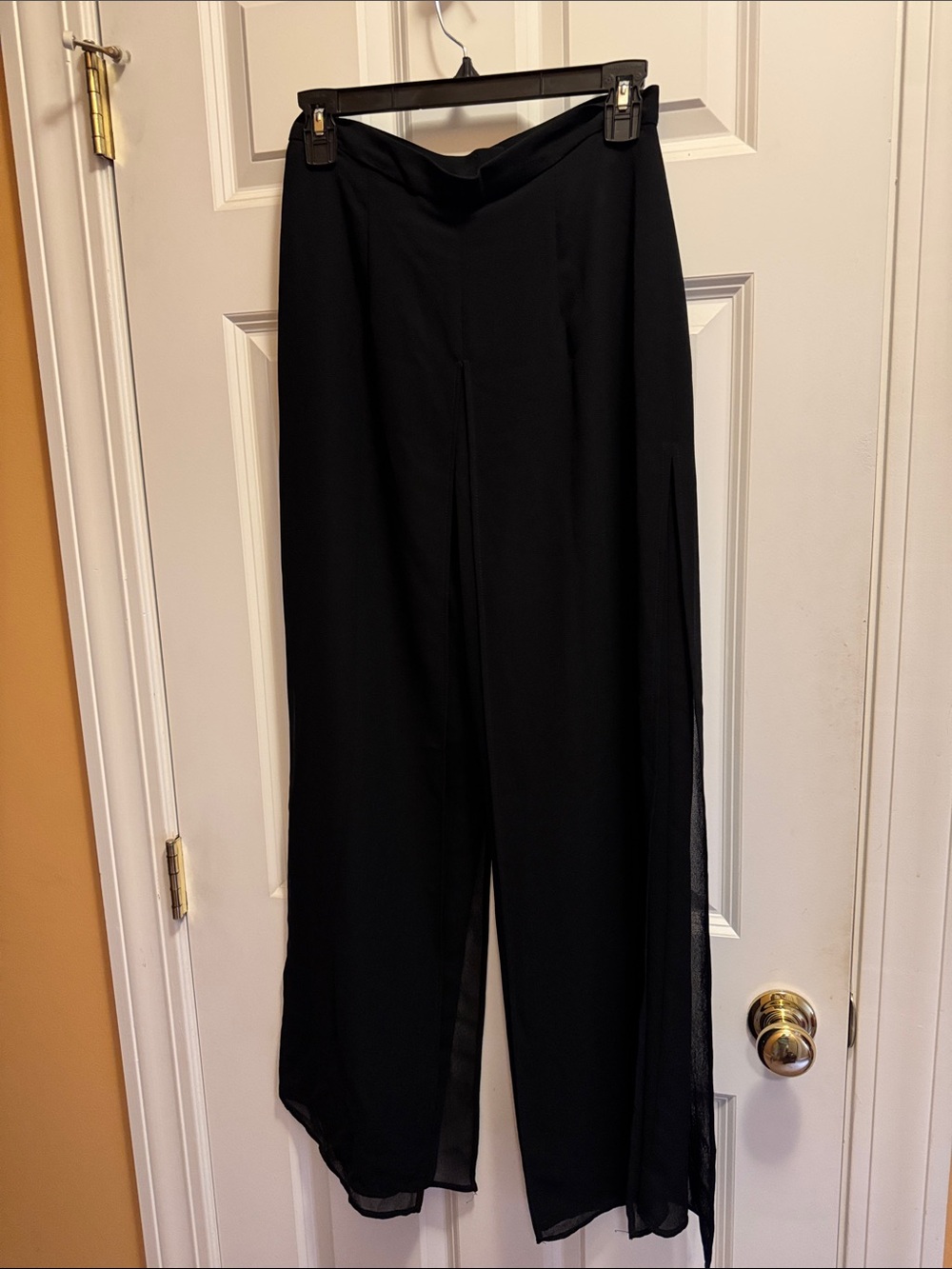 Black Wide-Leg Women's Pants